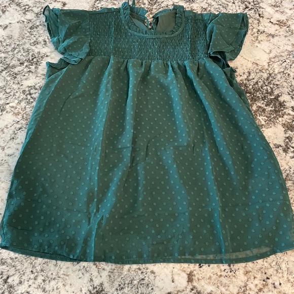 Emerald Green Ruffled Dot Top - Picture 2 of 2